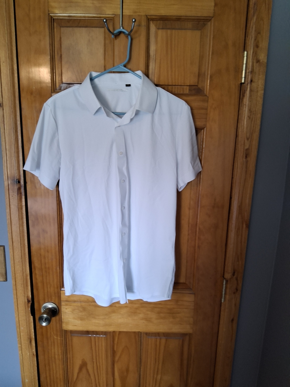 Men's Short-Sleeve Button-Down Shirt in White